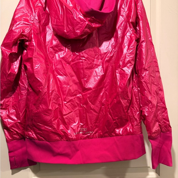 Lorna Jane Shimmering Pink Jacket - Picture 7 of 7